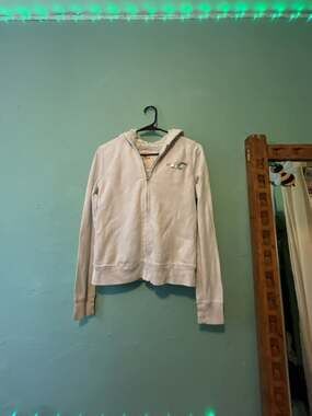 Hollister Co. Vintage White Sherpa Lined Zip-Up Hoodie with Sequin Seagull Logo